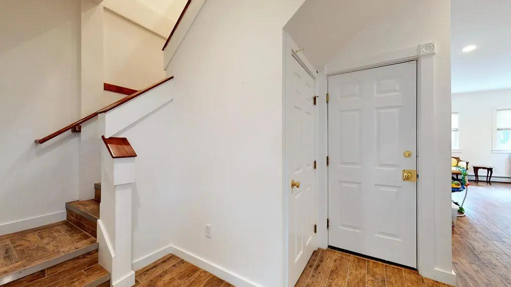 34 Summer Street Kennebunk ME 04043