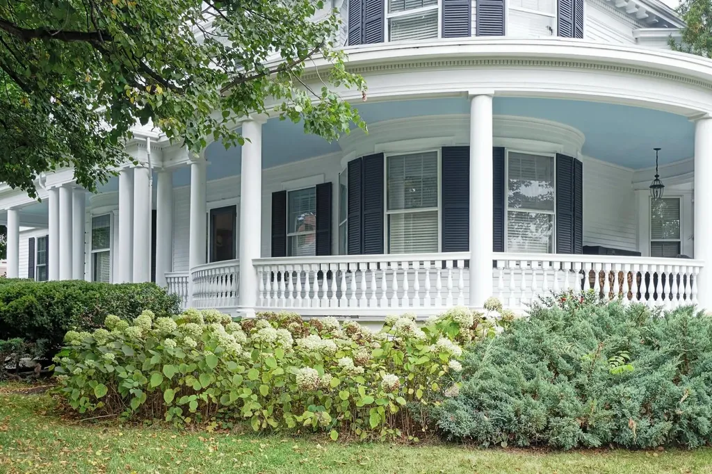 34 Summer Street Kennebunk ME 04043