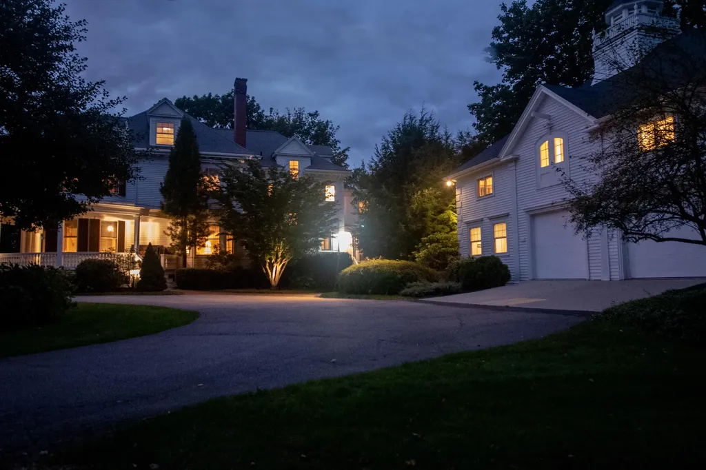 34 Summer Street Kennebunk ME 04043