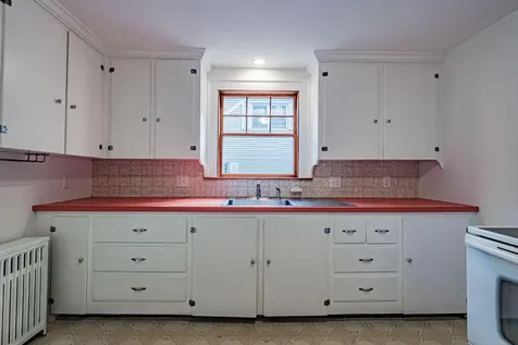 56 Elizabeth Road Portland ME 04102