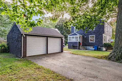56 Elizabeth Road Portland ME 04102