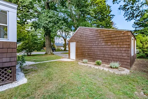 56 Elizabeth Road Portland ME 04102