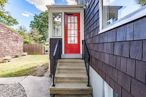 56 Elizabeth Road Portland ME 04102