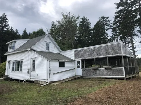 357 Martin Point Road Friendship ME 04547