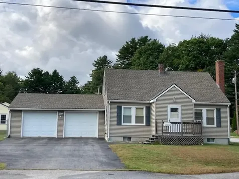 9 Fair Street Lewiston ME 04240