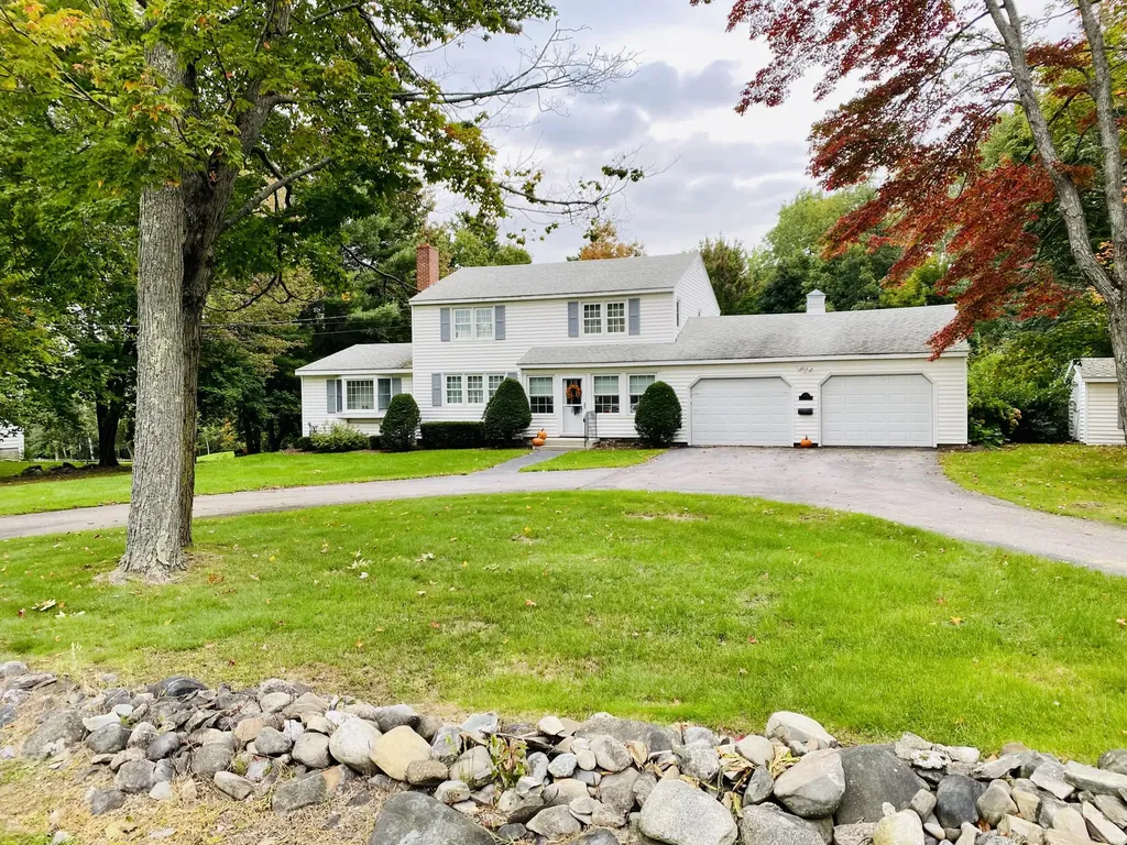 831 Essex Street Bangor ME 04401