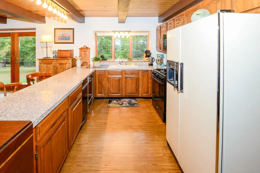 194 Paris Hill Road Paris ME 04281