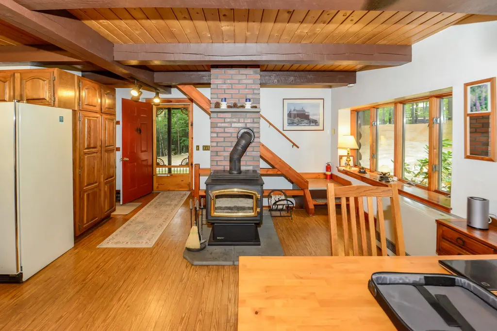 194 Paris Hill Road Paris ME 04281
