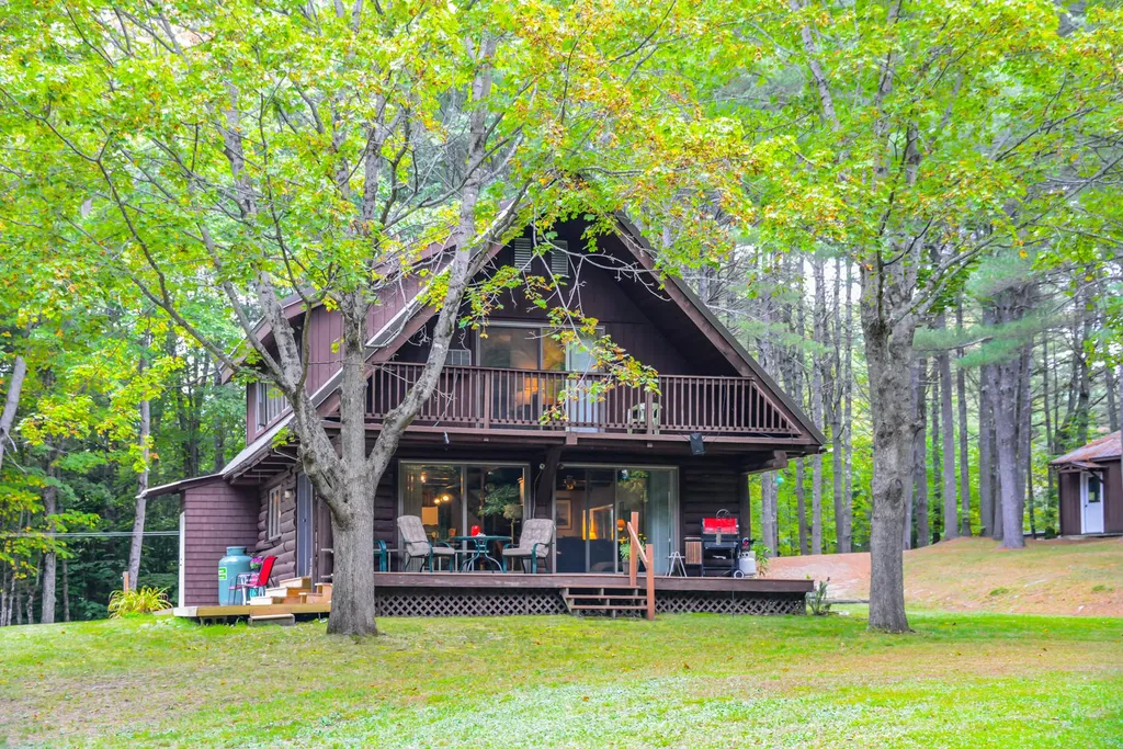 194 Paris Hill Road Paris ME 04281