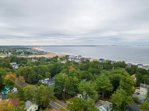 1 Pineywood Road Saco ME 04072
