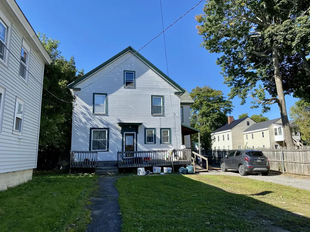 72 Grove Street Bangor ME 04401