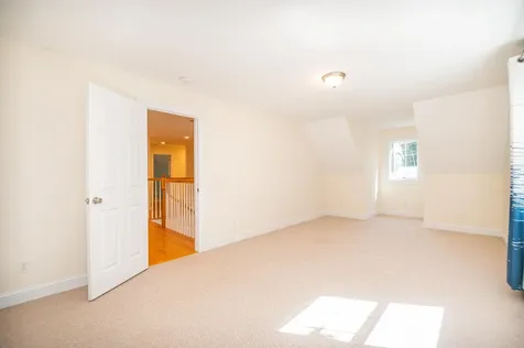 1 Janah Lane Kittery ME 03905