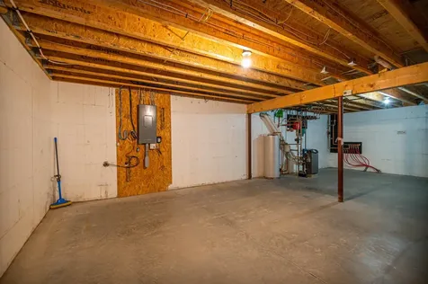 1 Janah Lane Kittery ME 03905