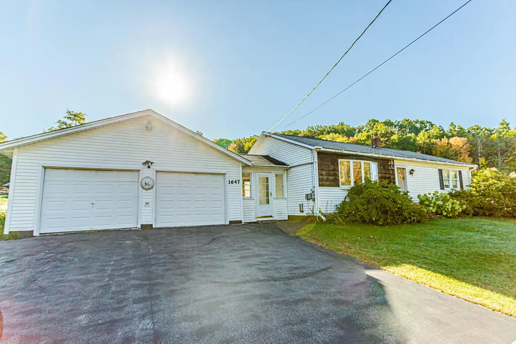1647 New Vineyard Road New Vineyard ME 04956
