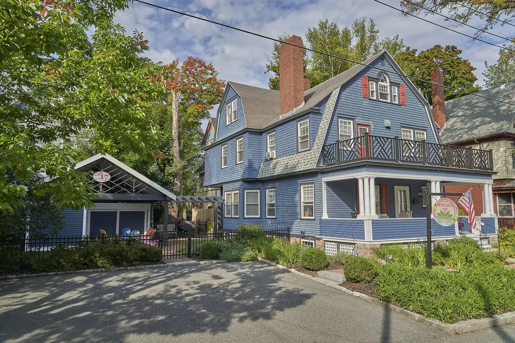 15 High Street Bar Harbor ME 04609