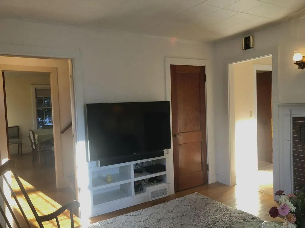 10 Chapel Road Orono ME 04473