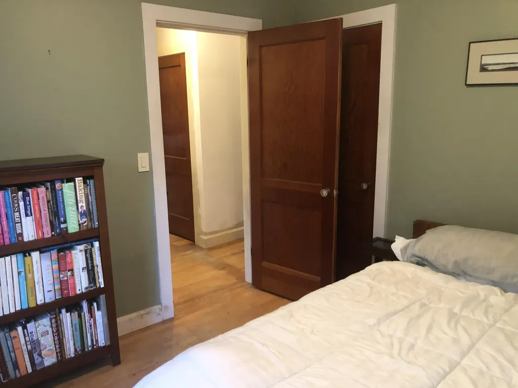 10 Chapel Road Orono ME 04473