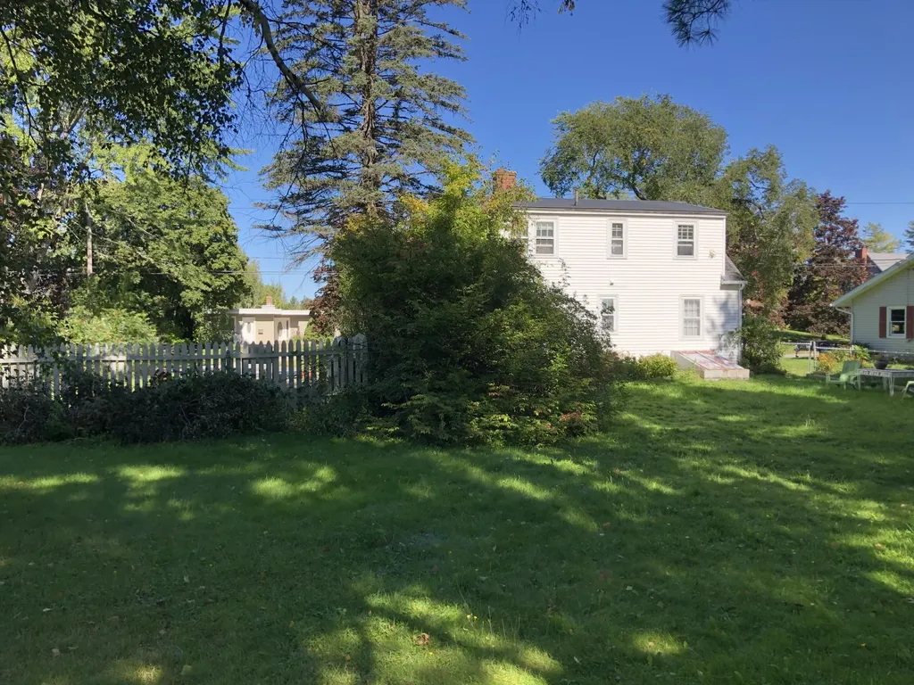 10 Chapel Road Orono ME 04473