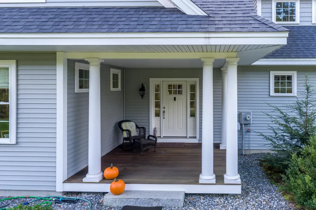 25 Surry Lane Freeport ME 04032