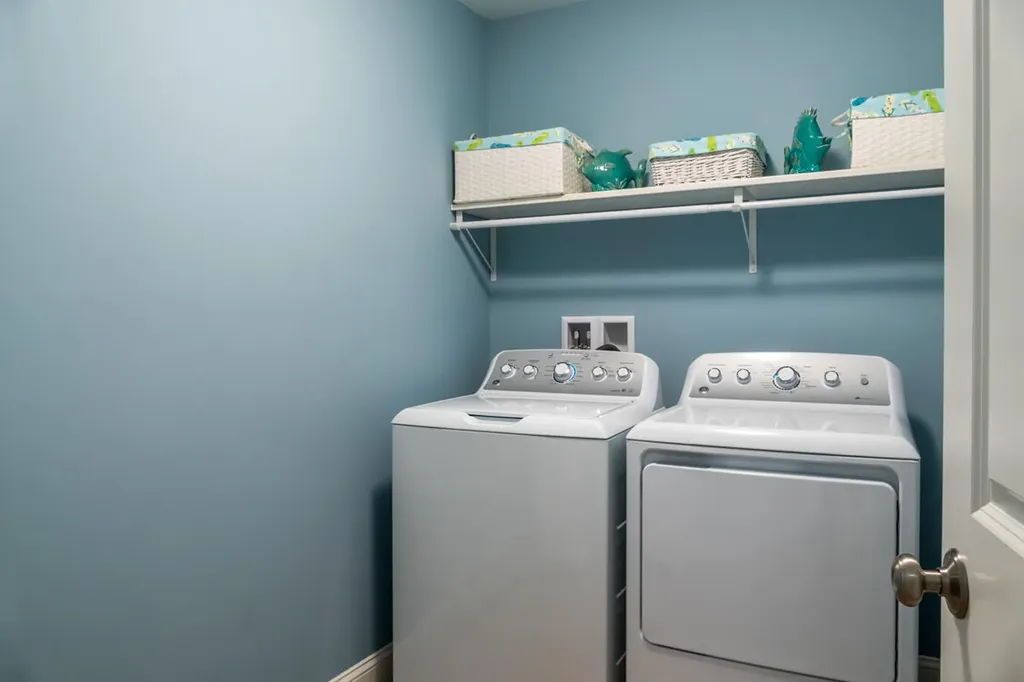 25 Surry Lane Freeport ME 04032