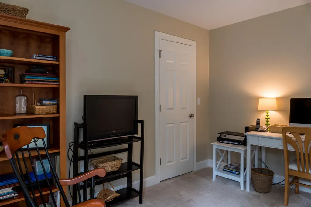 25 Surry Lane Freeport ME 04032
