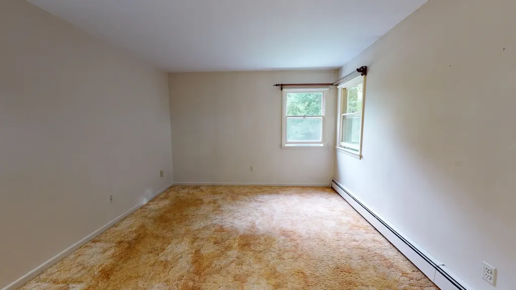 55 Sherbrooke Avenue Lewiston ME 04240