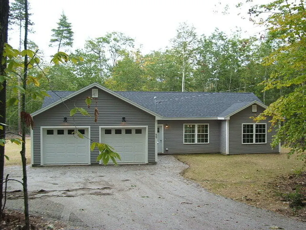 59 Old Standish Road Buxton ME 04093