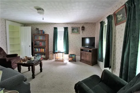 58 Hunt Road Belfast ME 04915