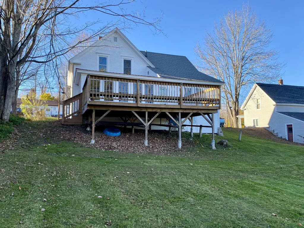 94 Main Street Dexter ME 04930