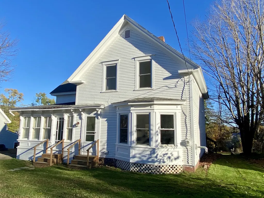 94 Main Street Dexter ME 04930