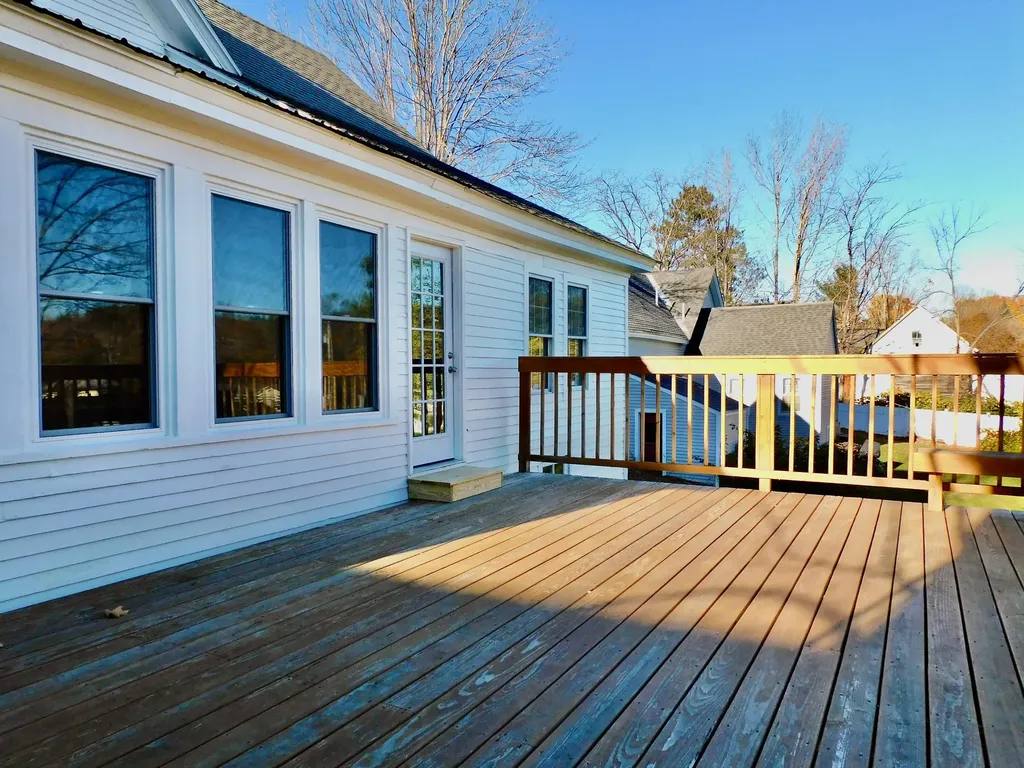 94 Main Street Dexter ME 04930