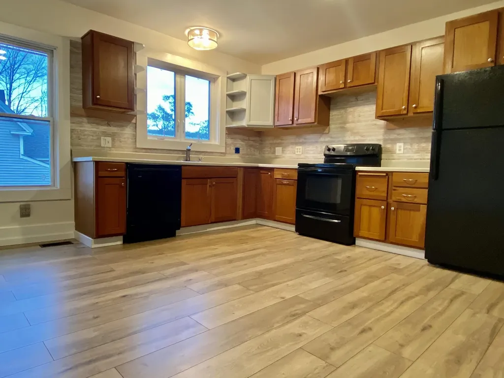 94 Main Street Dexter ME 04930