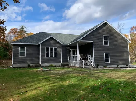 40 Elizabeth Lane Lyman ME 04002