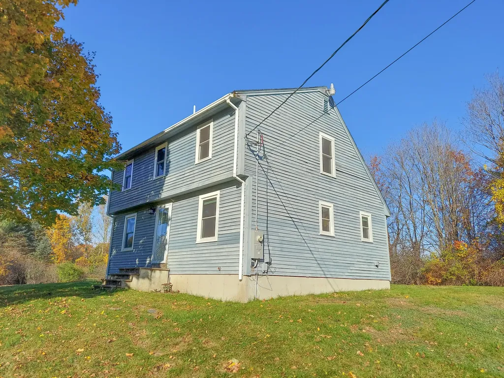 1640 Long Plains Road Buxton ME 04093