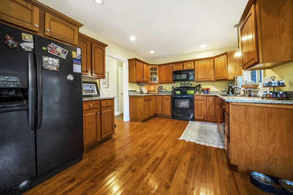 11 Stillman Street South Portland ME 04106