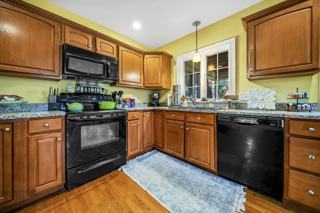 11 Stillman Street South Portland ME 04106