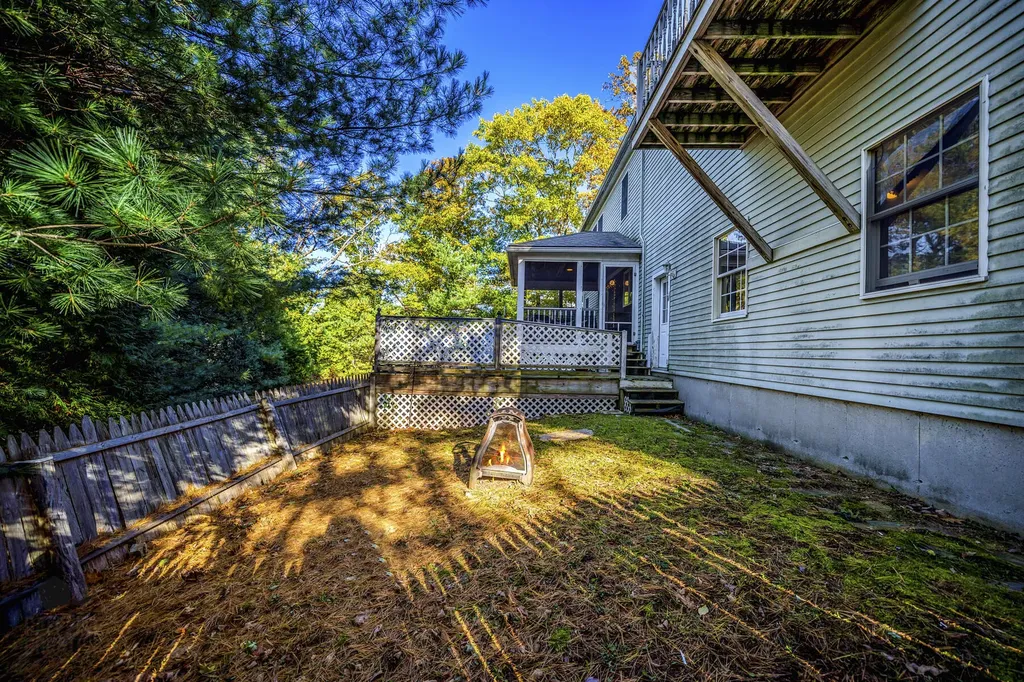 11 Stillman Street South Portland ME 04106
