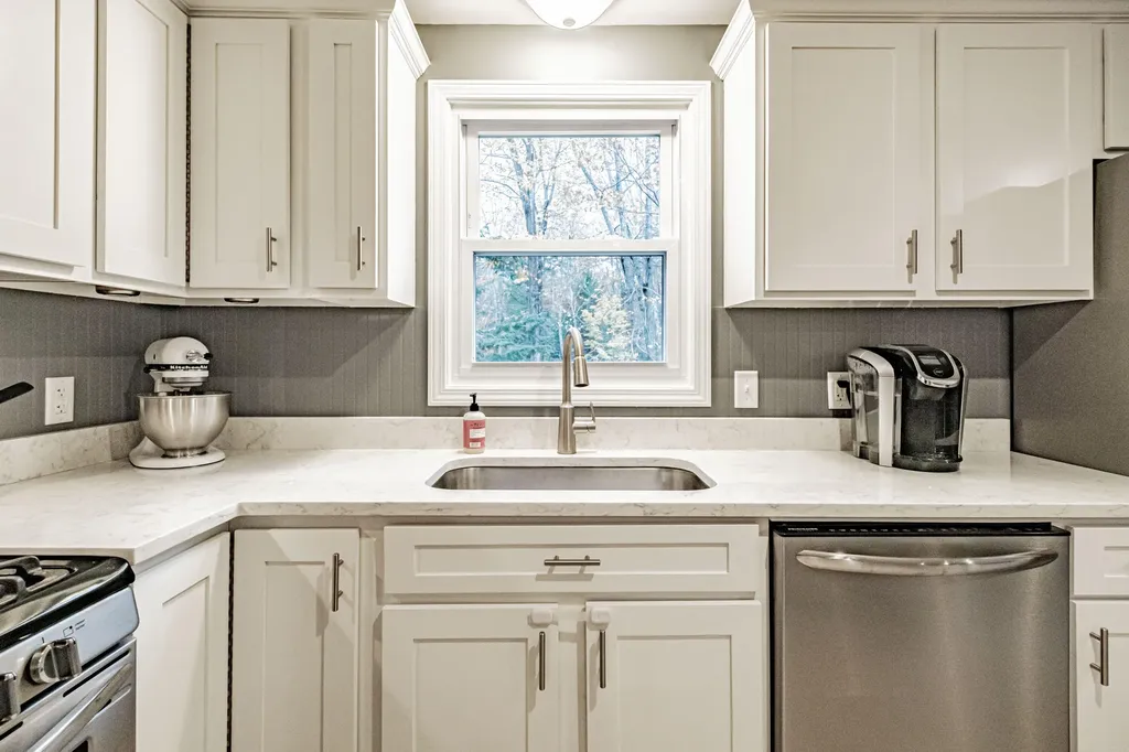 52 Two Rod Road Scarborough ME 04074