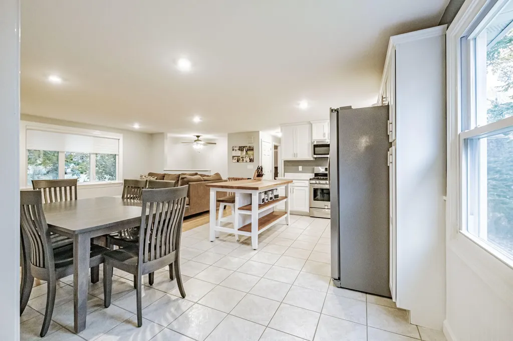 52 Two Rod Road Scarborough ME 04074