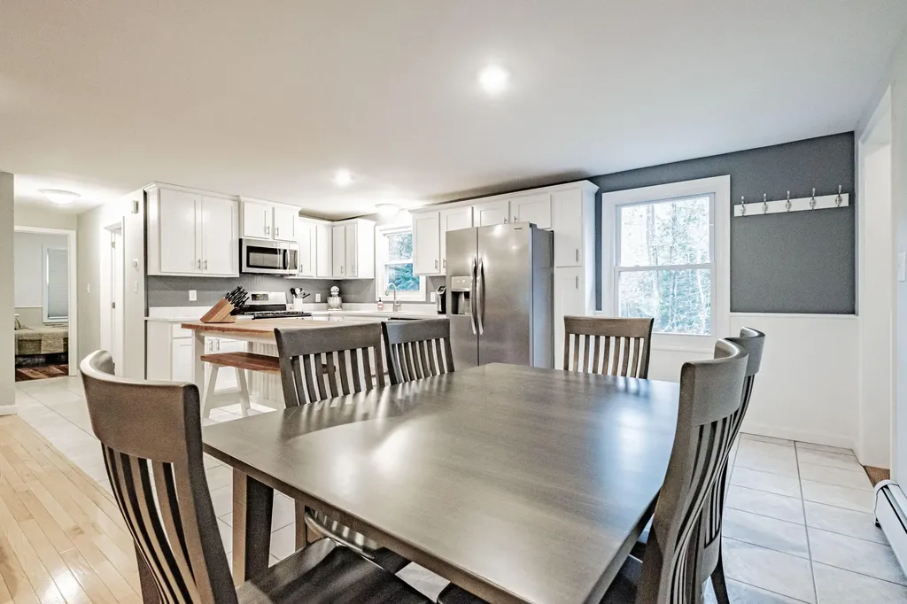 52 Two Rod Road Scarborough ME 04074