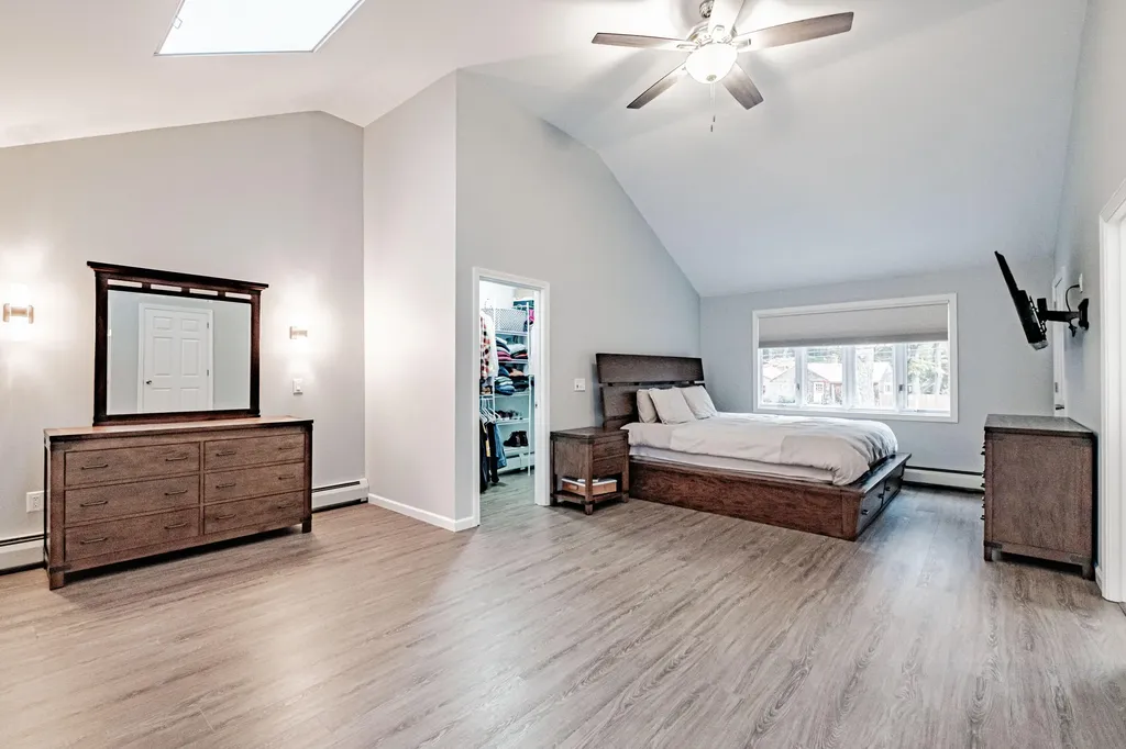 52 Two Rod Road Scarborough ME 04074