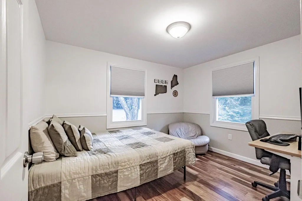 52 Two Rod Road Scarborough ME 04074