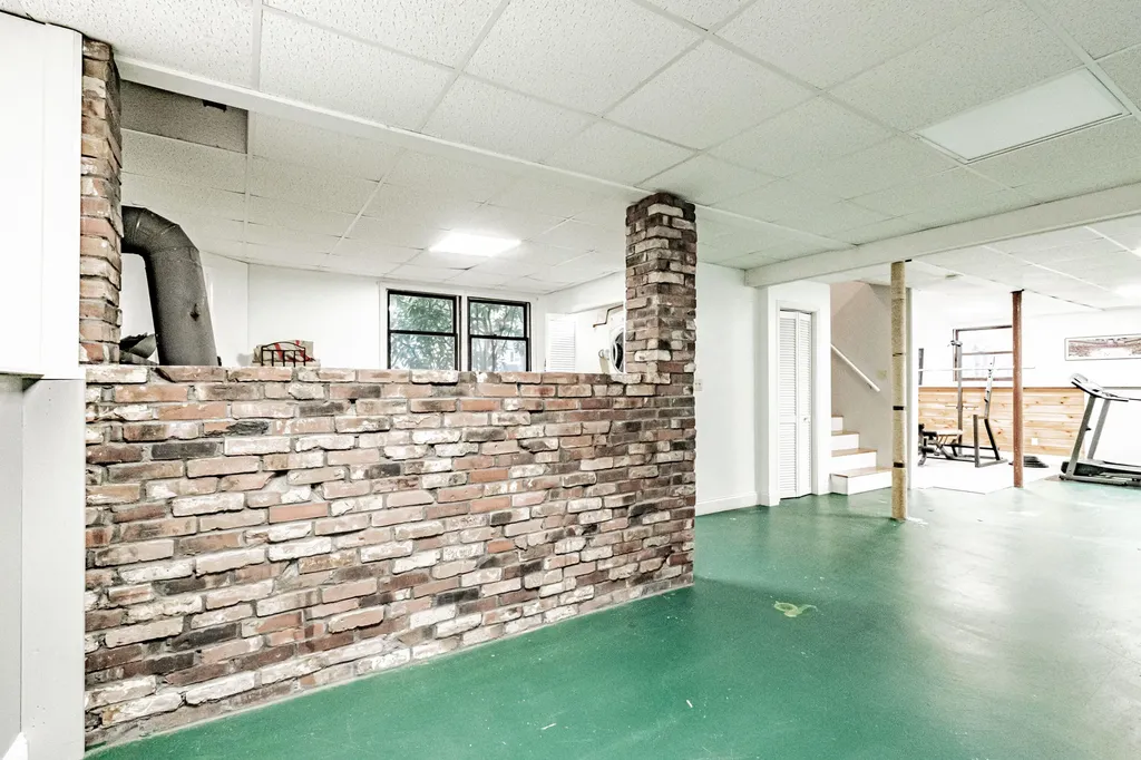 52 Two Rod Road Scarborough ME 04074