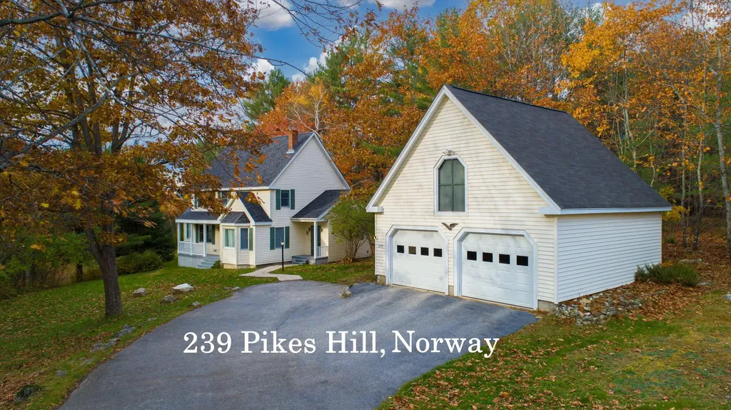 239 Pikes Hill Norway ME 04268