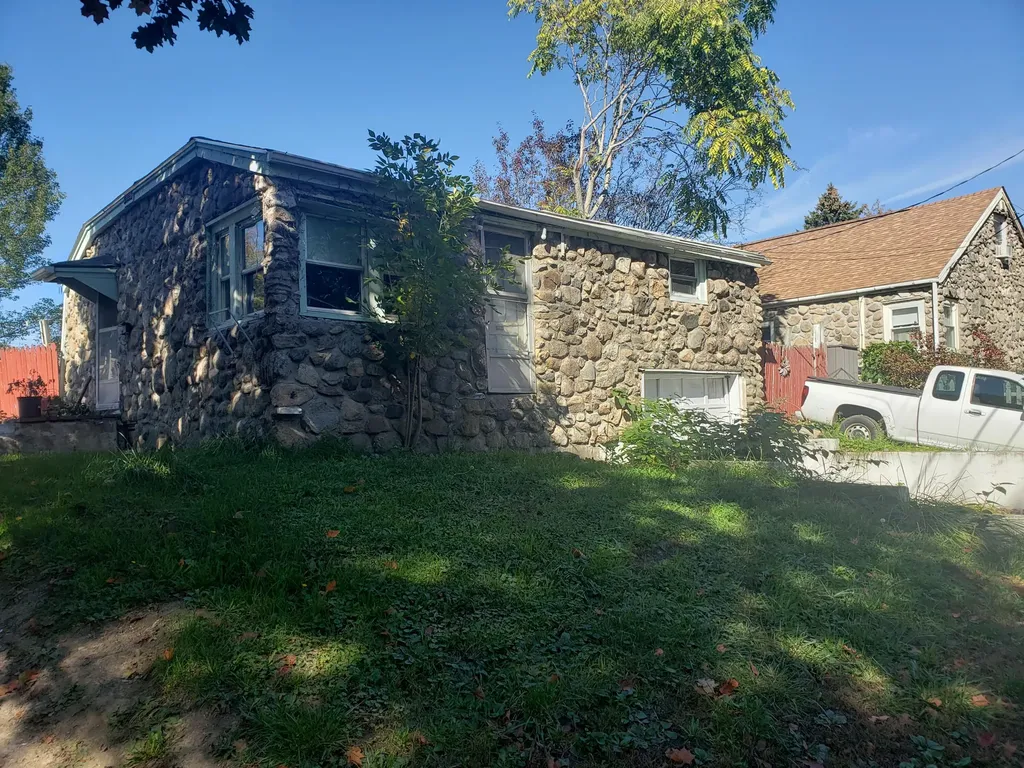 22 James Street Saco ME 04072