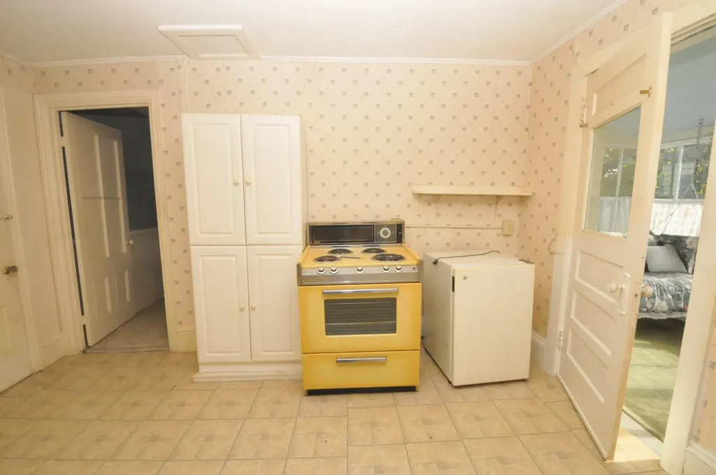 12 Brown Street Bangor ME 04401