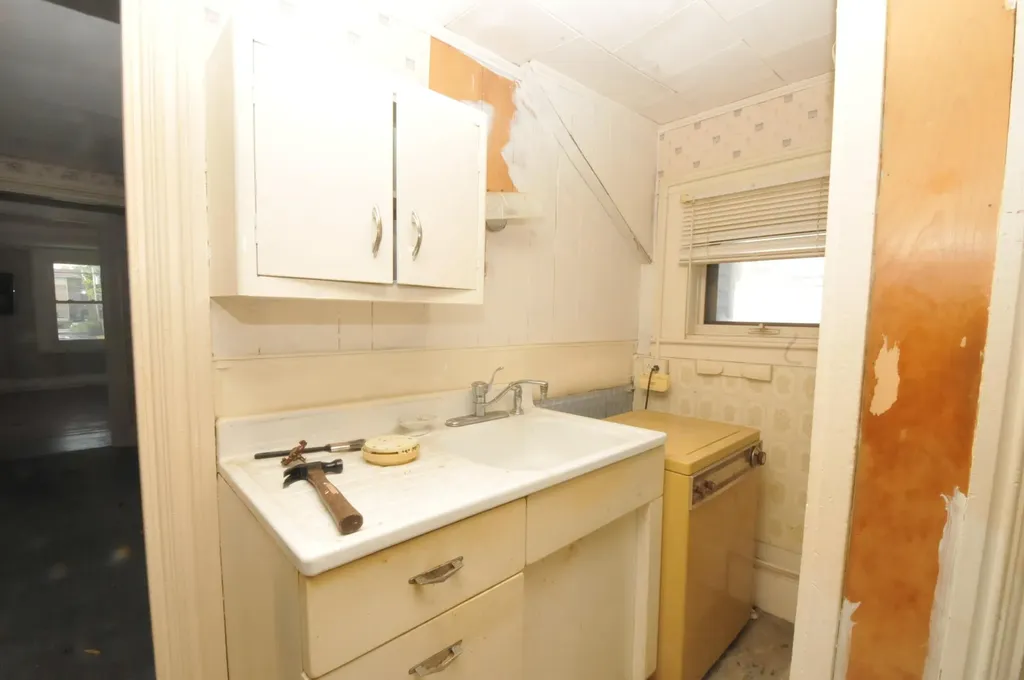 12 Brown Street Bangor ME 04401