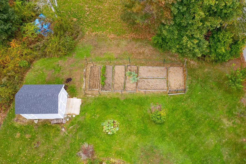 247 Hanscom Road Eliot ME 03903