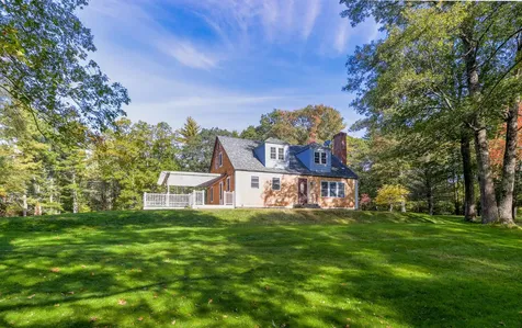 25 Pinkhams Lane Kittery ME 03905