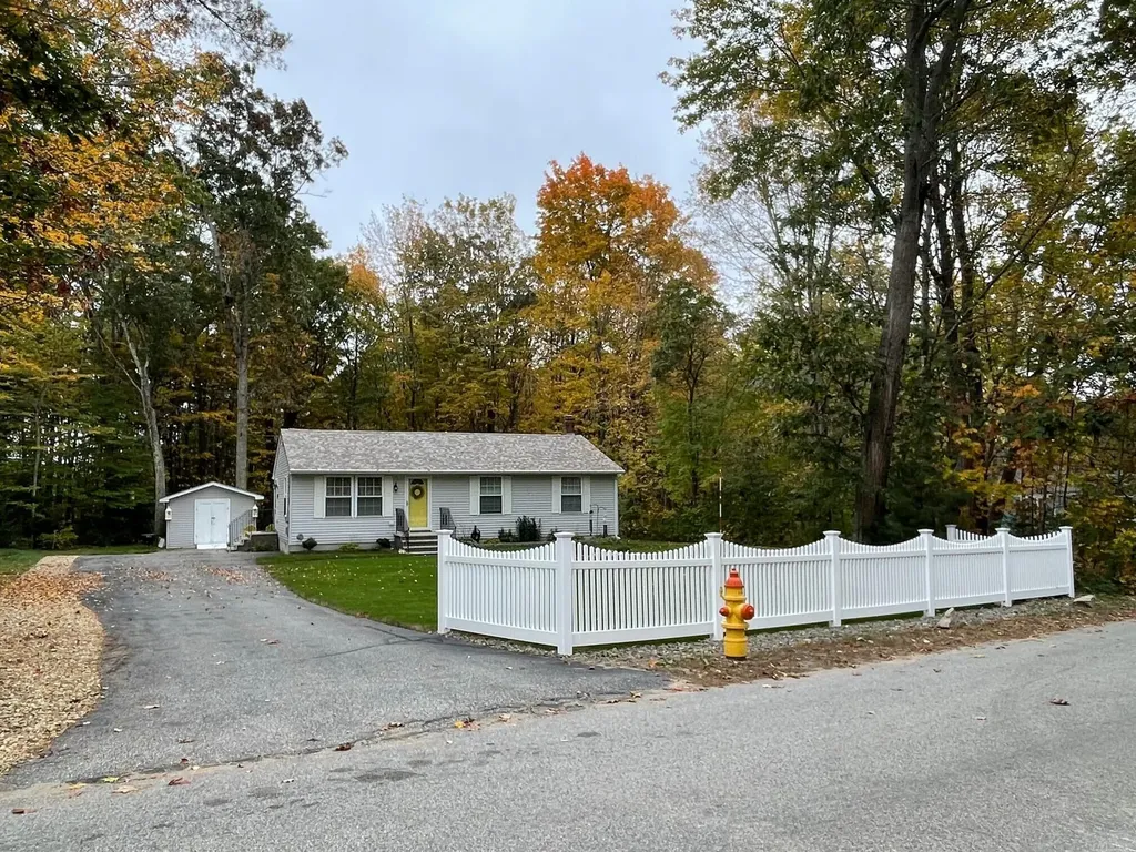 9 Warrens Way Kennebunk ME 04043
